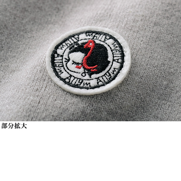 ワッペン付ドット柄セーター