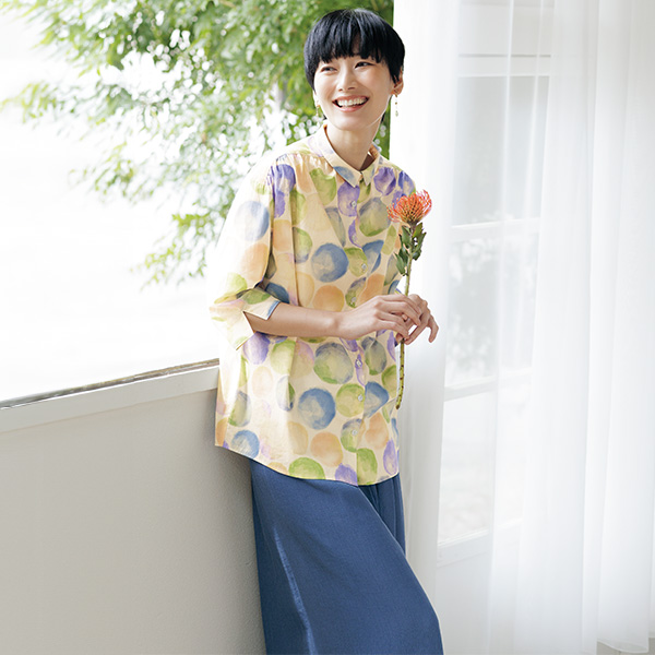 水彩画風 バルーンドットプリントシャツ