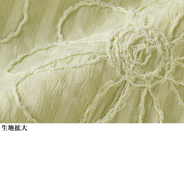 フラワー総刺しゅうブラウス
