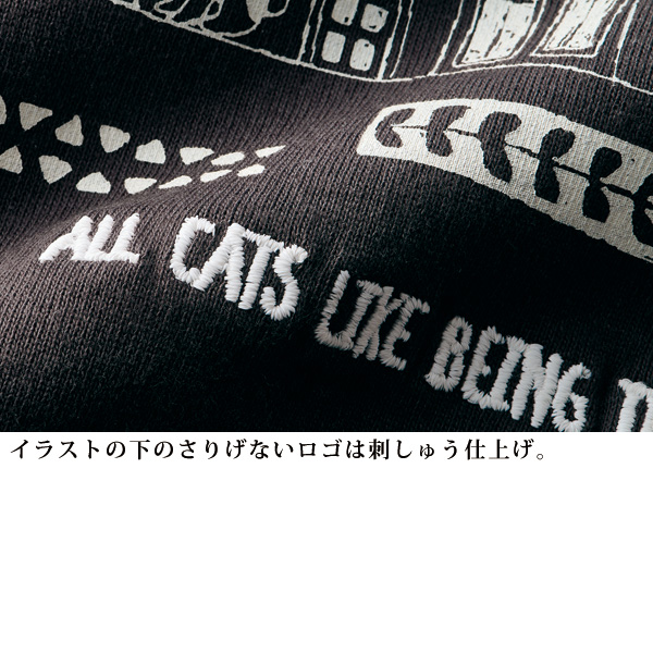 ネコちゃん達の街のプリントTシャツ