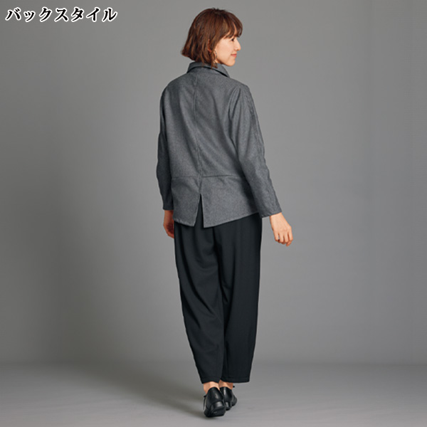 ウール混後ろスリット入りブラウス