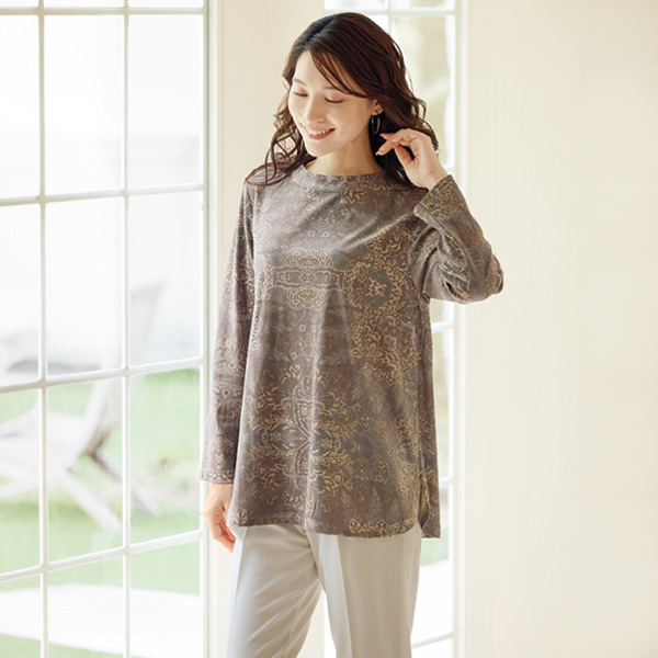 ボタニカル柄プリントプルオーバー