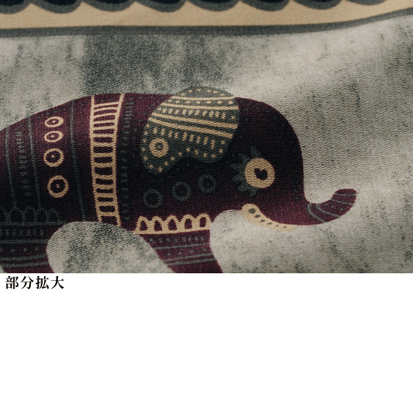 アニマルプリントプルオーバー