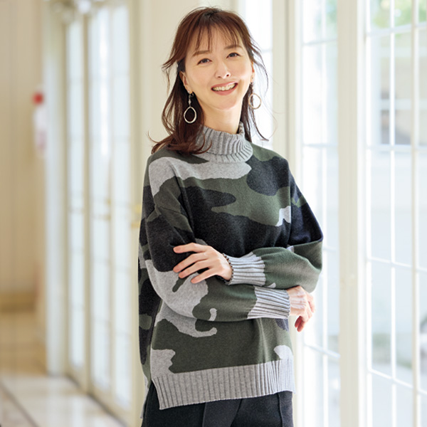 ランダム配色ニットプルオーバー