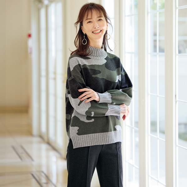 ランダム配色ニットプルオーバー