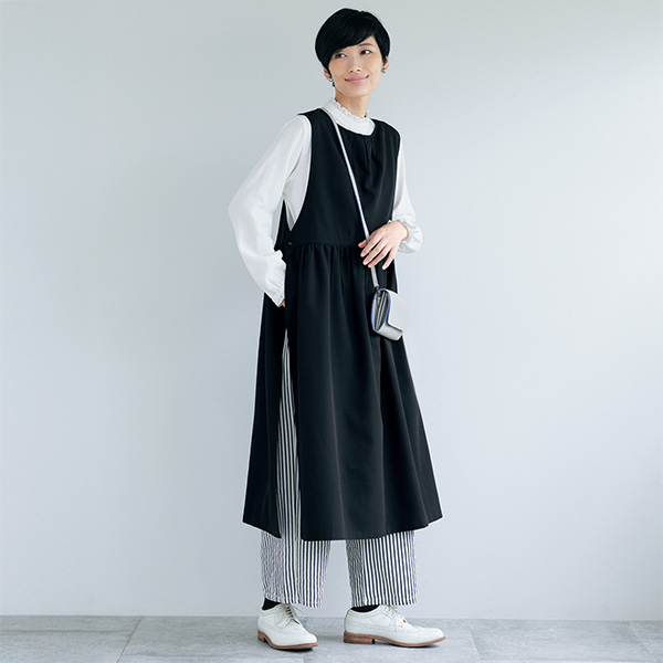イスタイーレ サイドオープン エプロン風ワンピース ista-ire