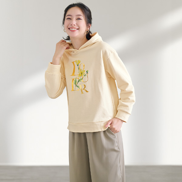 箔プリント裏毛パーカー