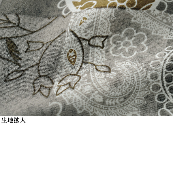 パッチワーク風柄タックブラウス