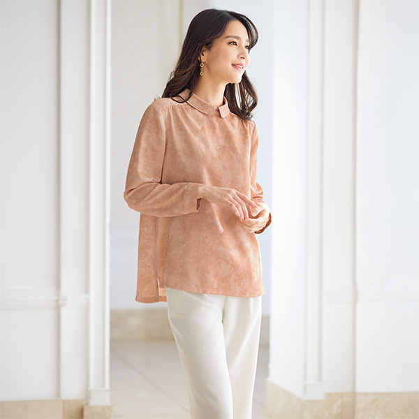 ジャカード織ロング丈ブラウス