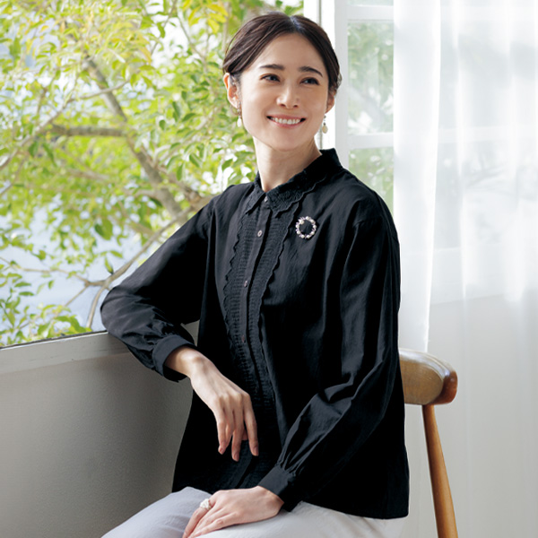 スカラップレース使いブラウス