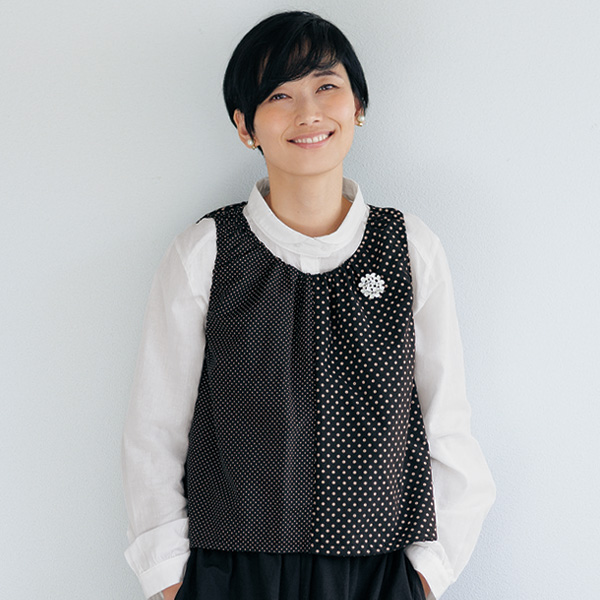 ドット柄切替えベスト