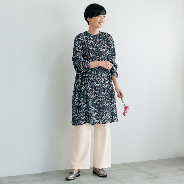 ボタニカルプリントチュニックワンピース
