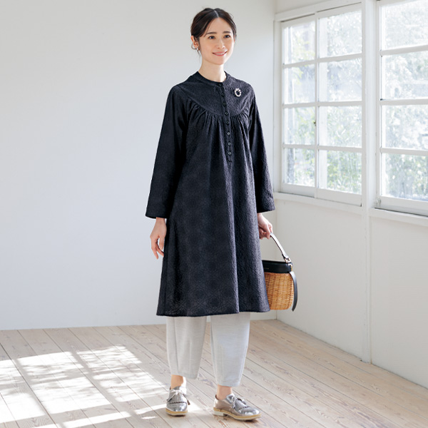 ディージーワイ 総刺しゅうワンピース Dgy