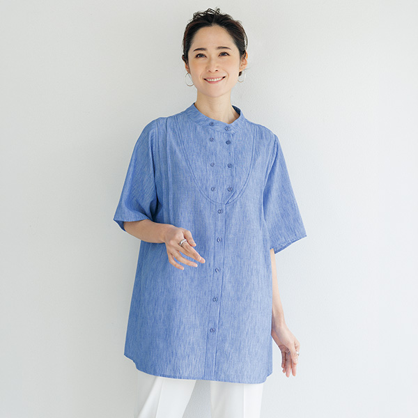 多ボタン＆タック入りロングシャツ
