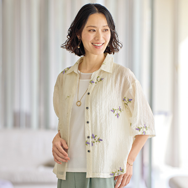 アイレットストライプシアー総刺しゅうシャツ