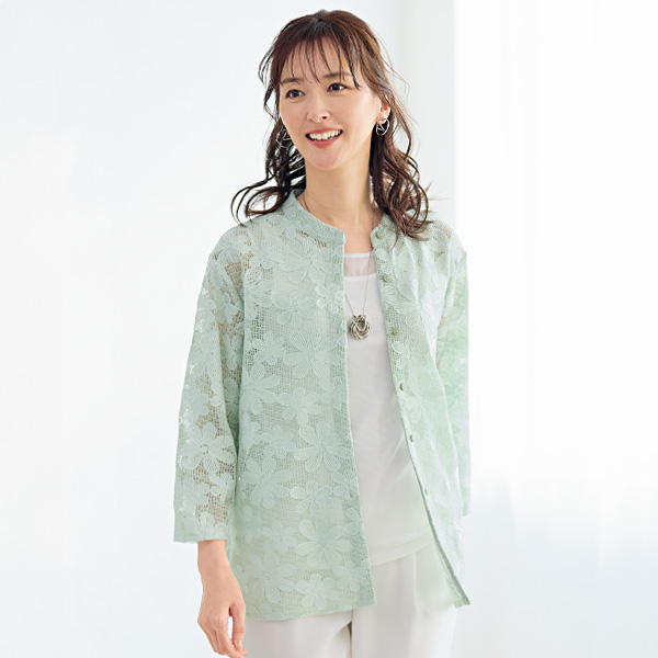 フラワー刺しゅう総レースブラウス