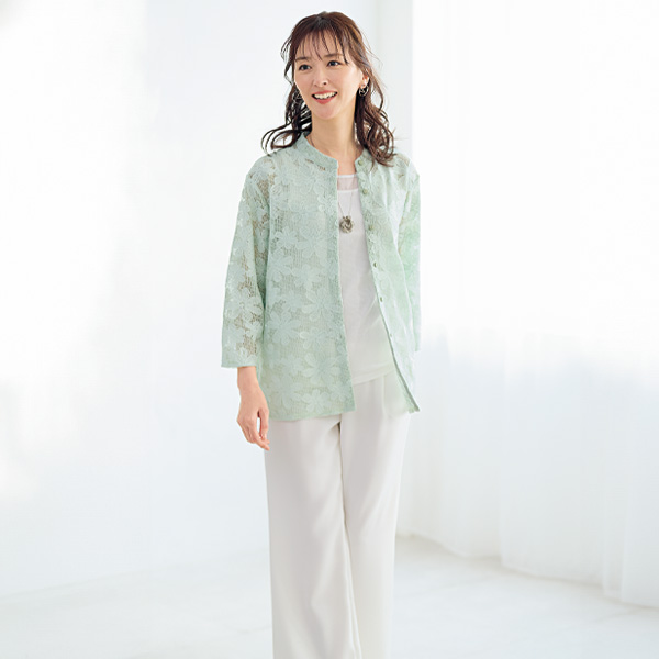 フラワー刺しゅう総レースブラウス