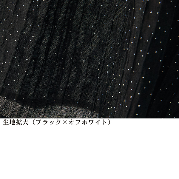 プリーツ風ドット柄ブラウス