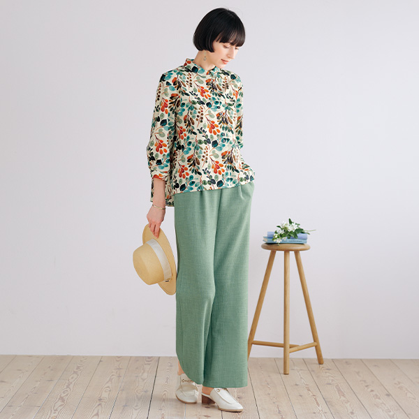 彩りボタニカルプリントシャツ