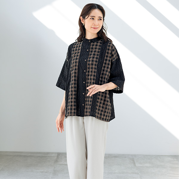 サッカー＆ドビー織切替えゆるっとブラウス