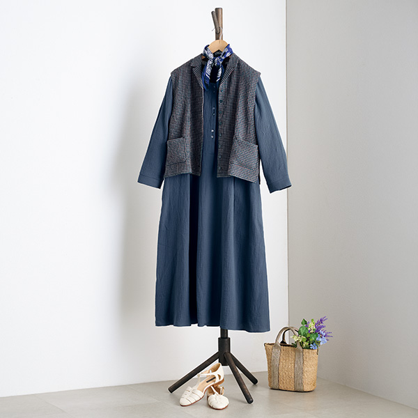 やわらかジャカードの格子柄ベスト