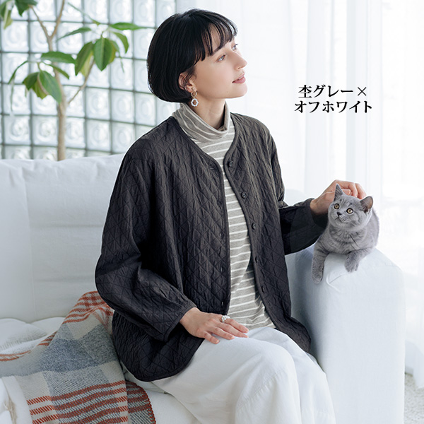 コットン100％タートルネックプルオーバー