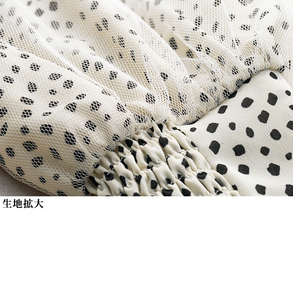 リボン使いプリントブラウス