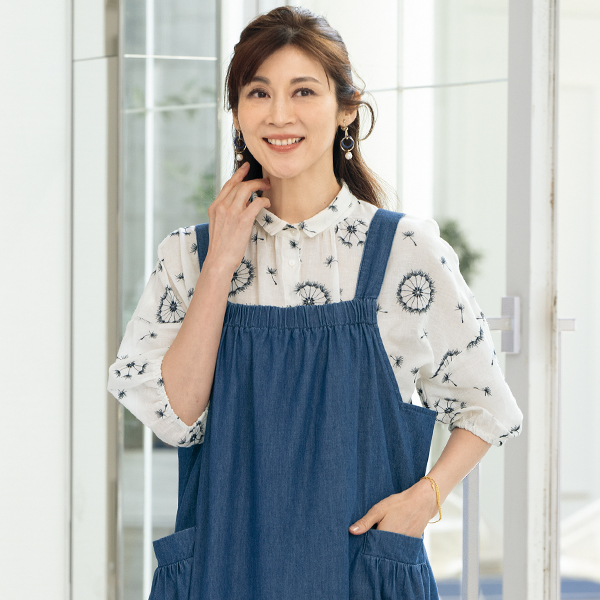 麻混 花柄刺しゅうブラウス