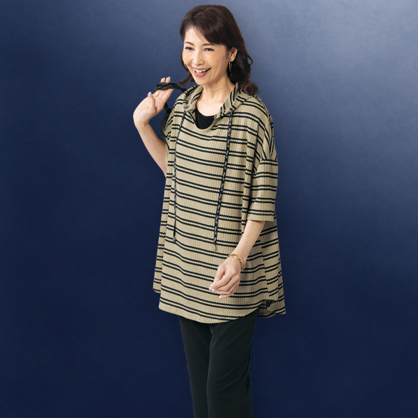 変化素材フード付 ビッグプルオーバー