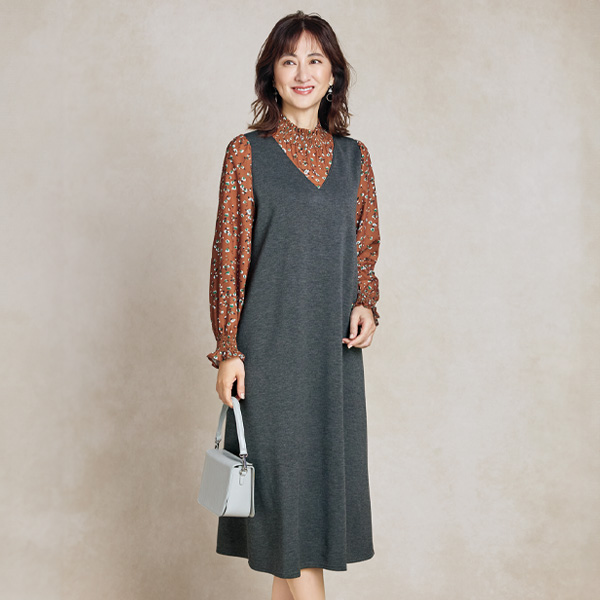 シャーリングブラウス重ね着風ジャンパードレス