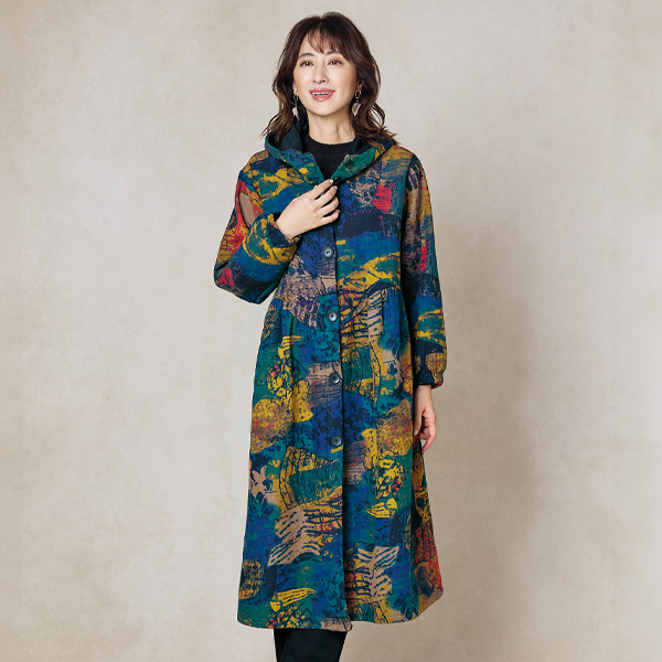 裏フリース使いプリントロングコート