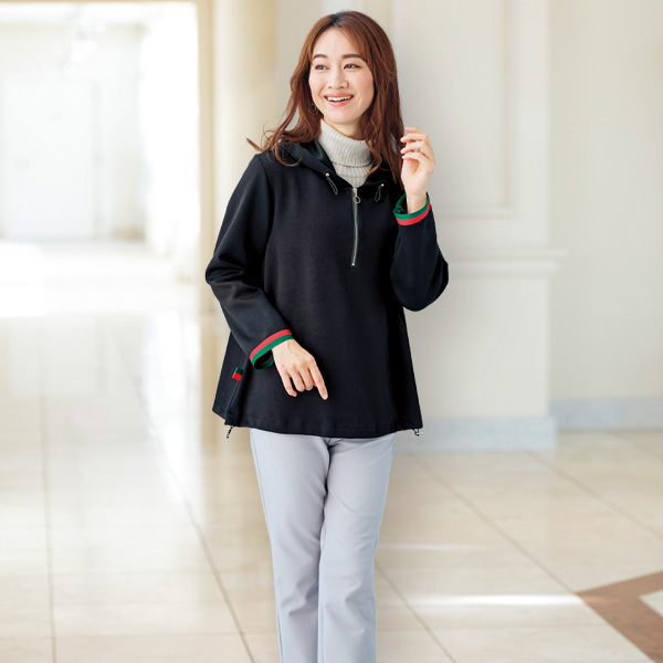 ライン入りフード付プルオーバー