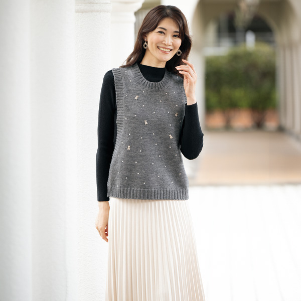 熊ビジュー・ジルコン付ニットベストアンサンブル