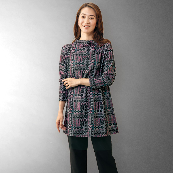 微起毛プリントチュニックプルオーバー