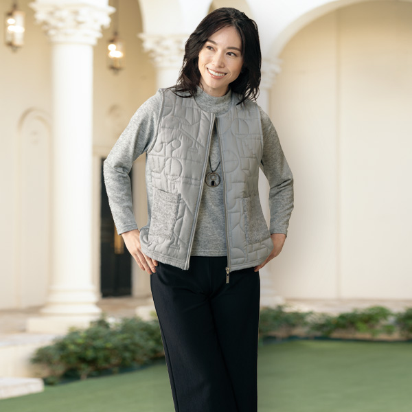 前身頃キルト使いベスト カットソーアンサンブル