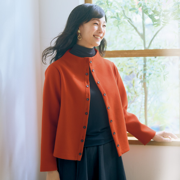 多ボタンデザインジャケット