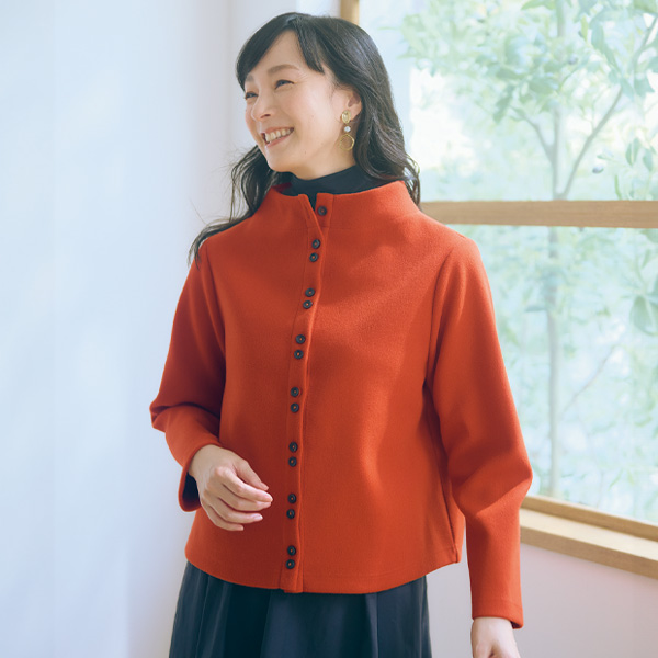 多ボタンデザインジャケット