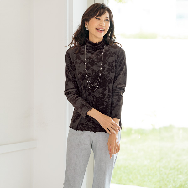 マーブル柄メロウハイネックカットソー