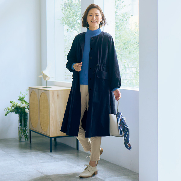 ノーカラーロングコート