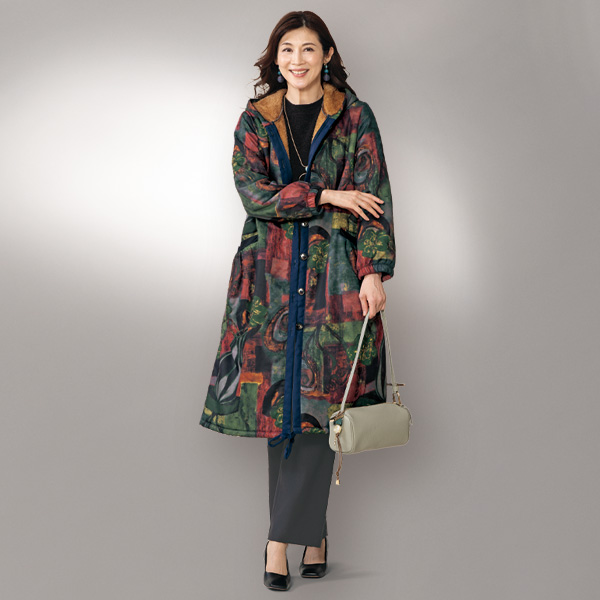 裏ボア使いプリントロングコート