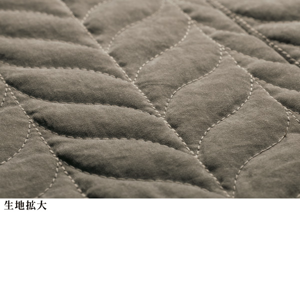 フード付キルト風デザインジャケット