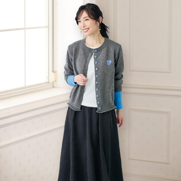 ハート刺しゅう多ボタンカーディガン