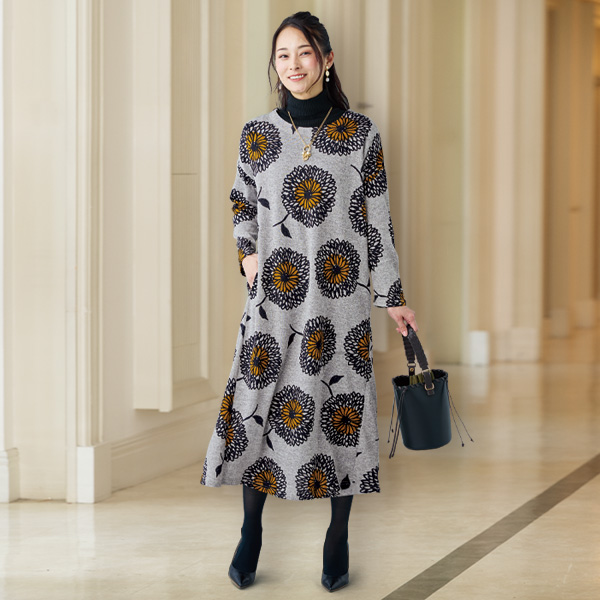 ダリア柄プリントワンピース