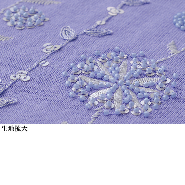 刺しゅう使いセーター