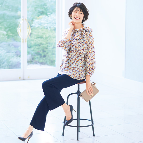 ボウタイプリントブラウス 大きいサイズ M LL 4L