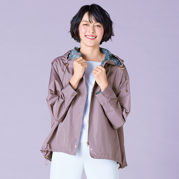 ドルマンスリーブプリント使いパーカー