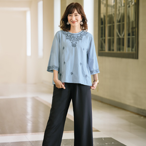 配色刺しゅう綿オーバーブラウス