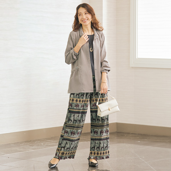 アニマル柄セミワイドパンツ