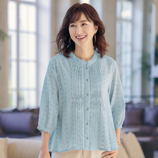 綿ピンタック使いレースブラウス