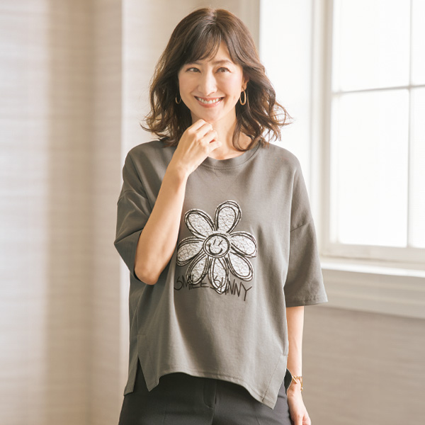 刺しゅう使いドルマンプルオーバー